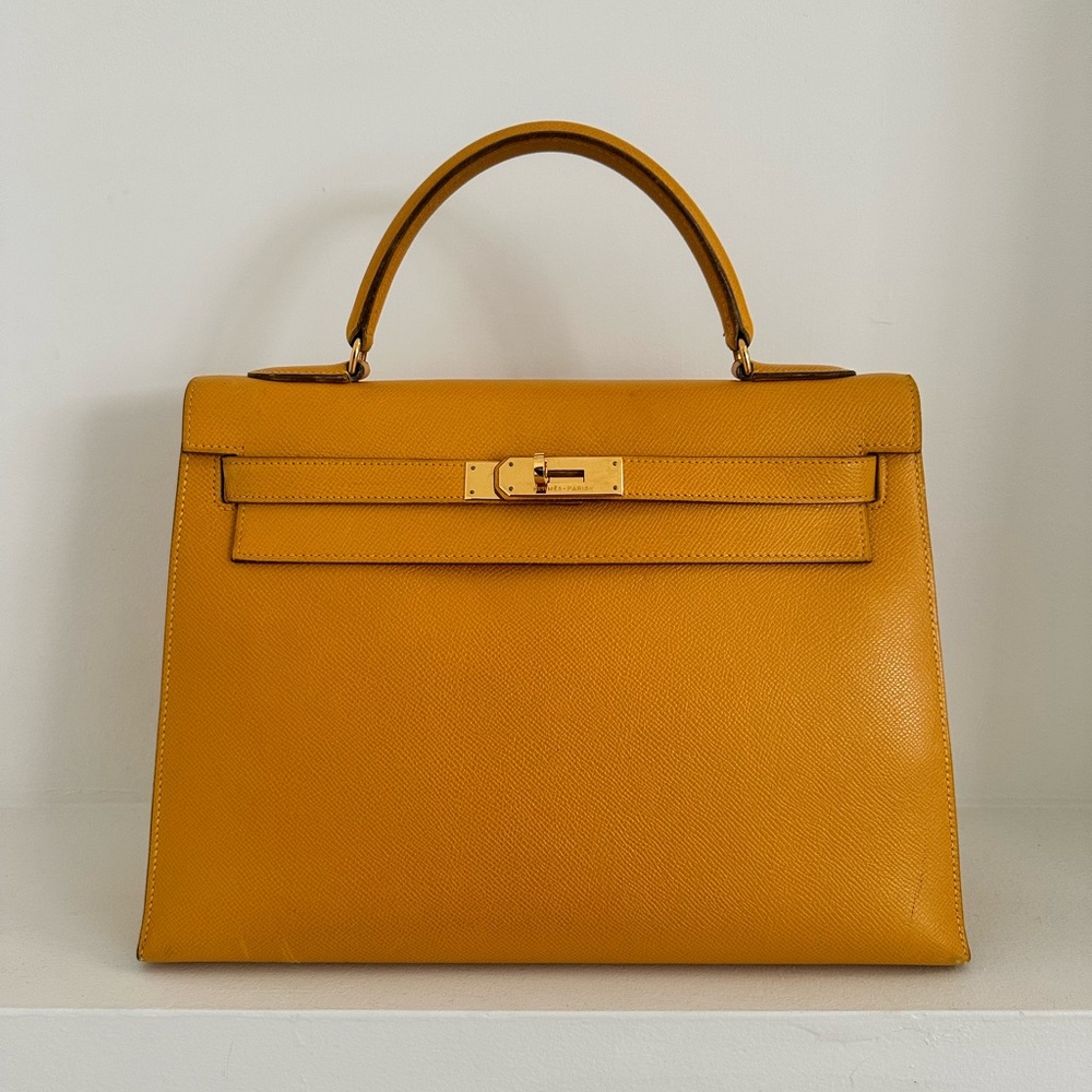 Hermès
Vintage Courchevel Kelly Sellier 32